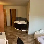 Villamerica B&B Mişcolţ