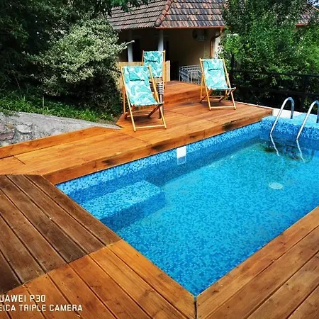 Villamerica Oda ve Kahvaltı 3*