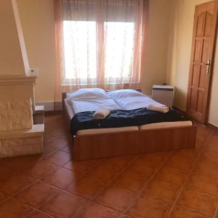 Villamerica Bed & Breakfast