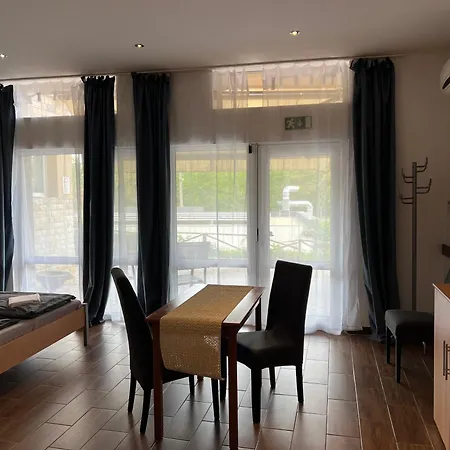 Villamerica 3* Мишкольц