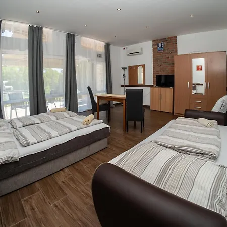 Villamerica B&B Mişcolţ