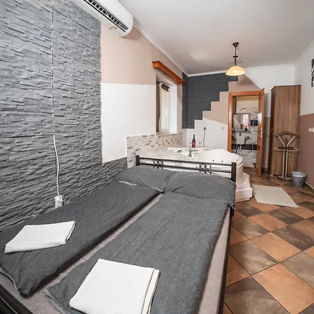 Nocleg ze śniadaniem Villamerica Miszkolc
