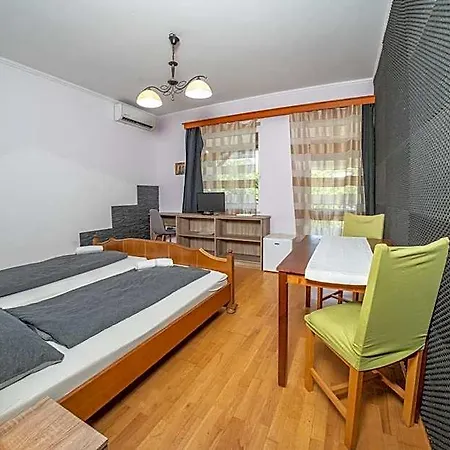 Couette-café Villamerica 3*