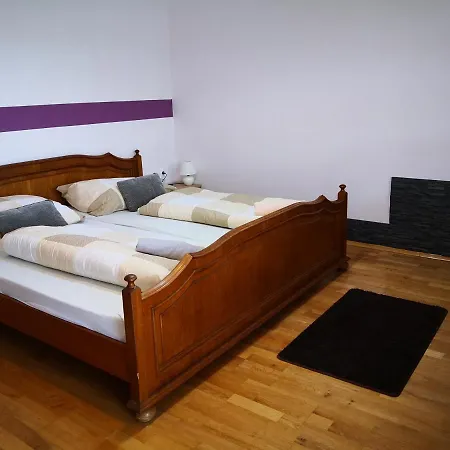 Villamerica Bed & Breakfast